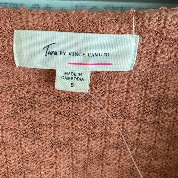 TWO by Vince Camuto Textured Knit V-Neck Button Peach Cardigan - Picture 10 of 10